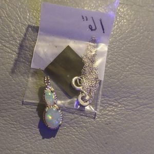 NWT-OPAL PENDANT. *(2]/ -GENUINE STONES) STERLING/ 16" CHAIN. *(R-17) MOVIE-(#1)